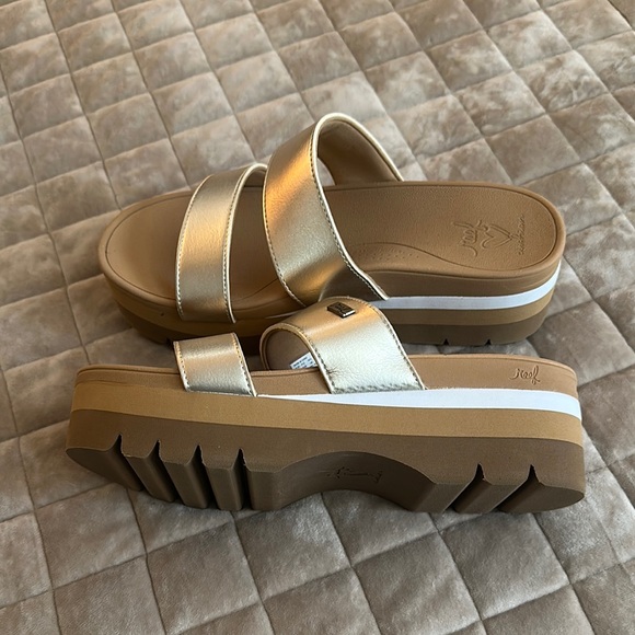 Reef Shoes - Reef Gold Platform Sandals